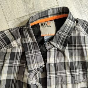 5.11 Tactical short plaid sleeve shirt